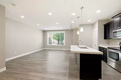 9289 S Castlebury Ct, Sandy, UT 84094 - Photo 7