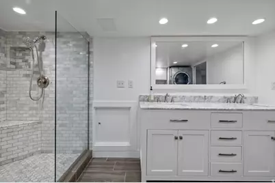 2490 E Commonwealth Ave S, Salt Lake City, UT 84109 - Photo 23