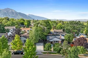 2490 E Commonwealth Ave S, Salt Lake City, UT 84109 - Photo 31