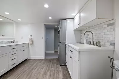 2490 E Commonwealth Ave S, Salt Lake City, UT 84109 - Photo 21
