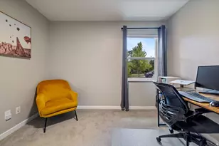 2490 E Commonwealth Ave S, Salt Lake City, UT 84109 - Photo 15
