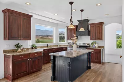94 E Seven Iron Ct, Saratoga Springs, UT 84045 - Photo 17