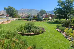 689 E Lavina Dr S, South Ogden, UT 84403 - Photo 3