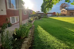 689 E Lavina Dr S, South Ogden, UT 84403 - Photo 27