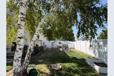 446 W 2300 N, Harrisville, UT 84414 - Photo 29