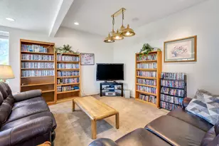 3467 E Magic View Dr, Cottonwood Heights, UT 84121 - Photo 27