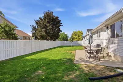 2847 W Lindi Way, Layton, UT 84041 - Photo 25