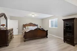 2847 W Lindi Way, Layton, UT 84041 - Photo 13