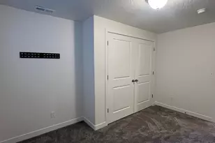 3827 E Pawnee Rd, Eagle Mountain, UT 84005 - Photo 25