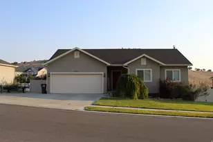 3827 E Pawnee Rd, Eagle Mountain, UT 84005 - Photo 1