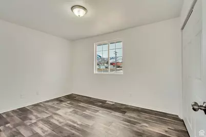 241 E Utah Ave, Tooele, UT 84074 - Photo 11