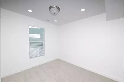 84 E Hamblin Ln, Clearfield, UT 84015 - Photo 15