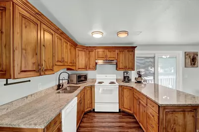 8349 S 3450 W, West Jordan, UT 84088 - Photo 9