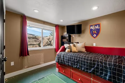 2444 N Sierra Dr, Eden, UT 84310 - Photo 23