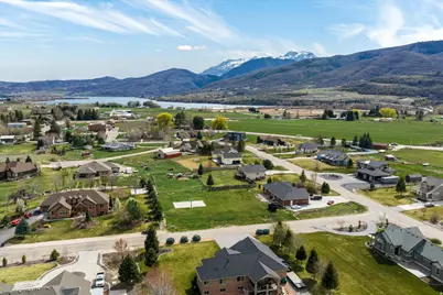2444 N Sierra Dr, Eden, UT 84310 - Photo 35