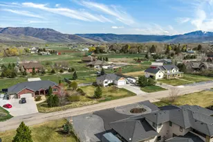 2444 N Sierra Dr, Eden, UT 84310 - Photo 3