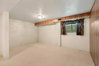 8384 S 1370 E, Sandy, UT 84093 - Photo 17