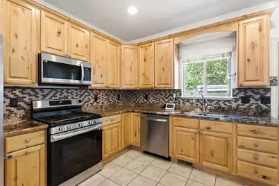7772 S Rustic Cv, Midvale, UT 84121 - Photo 9