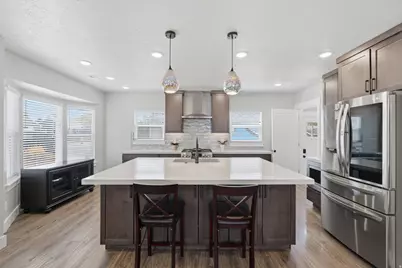 2724 S Lake St, Salt Lake City, UT 84106 - Photo 7