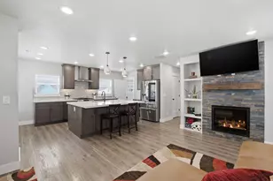 2724 S Lake St, Salt Lake City, UT 84106 - Photo 5
