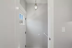 2724 S Lake St, Salt Lake City, UT 84106 - Photo 17