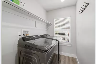 2724 S Lake St, Salt Lake City, UT 84106 - Photo 9