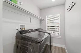2724 S Lake St, Salt Lake City, UT 84106 - Photo 9