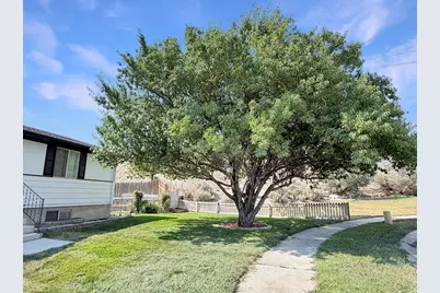615 N Elm St, Orangeville, UT 84537 - Photo 29