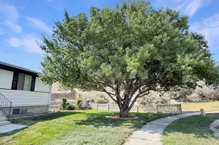 615 N Elm St, Orangeville, UT 84537 - Photo 29