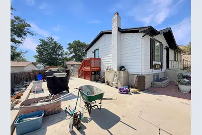 615 N Elm St, Orangeville, UT 84537 - Photo 31