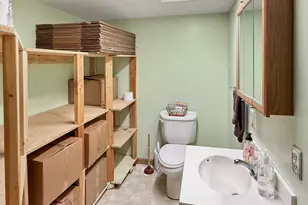 615 N Elm St, Orangeville, UT 84537 - Photo 25