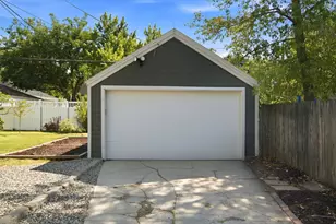 1975 S 1600 E, Salt Lake City, UT 84105 - Photo 31