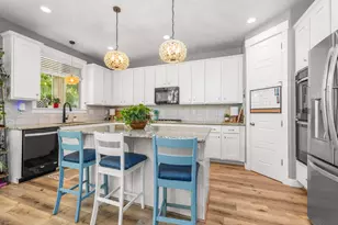 9203 S Brighton View Dr, Sandy, UT 84070 - Photo 5