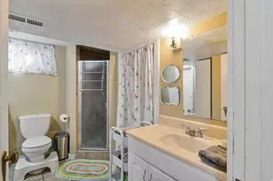 2713 S Highland Dr E, Salt Lake City, UT 84106 - Photo 19