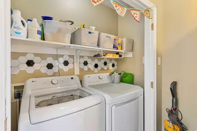 2713 S Highland Dr E, Salt Lake City, UT 84106 - Photo 23