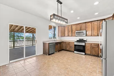 8286 S Rustic Oak Ct, West Jordan, UT 84081 - Photo 7