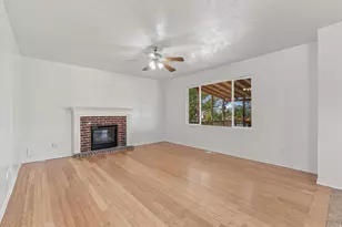 8286 S Rustic Oak Ct, West Jordan, UT 84081 - Photo 11