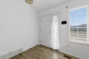 3799 Foxglen Dr, Roy, UT 84067 - Photo 13