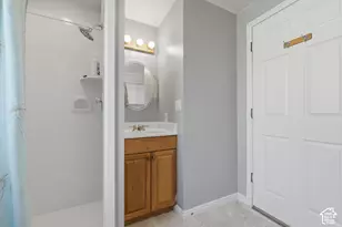 3799 Foxglen Dr, Roy, UT 84067 - Photo 23