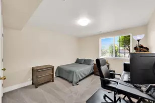 2137 E Summerwood Dr, Layton, UT 84040 - Photo 19