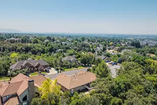 2137 E Summerwood Dr, Layton, UT 84040 - Photo 33
