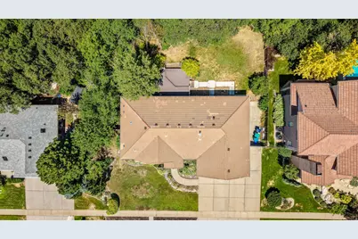2137 E Summerwood Dr, Layton, UT 84040 - Photo 37