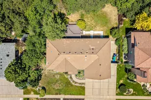 2137 E Summerwood Dr, Layton, UT 84040 - Photo 37