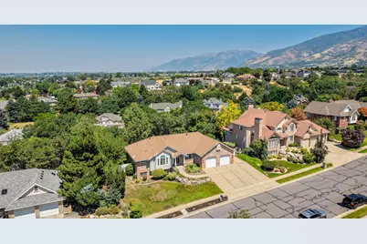2137 E Summerwood Dr, Layton, UT 84040 - Photo 31