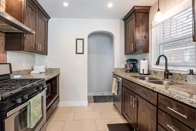 3333 S Pioneer St, Salt Lake City, UT 84109 - Photo 9