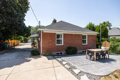 3333 S Pioneer St, Salt Lake City, UT 84109 - Photo 35