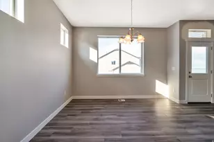 2449 Scarlet Rd, Eagle Mountain, UT 84005 - Photo 21