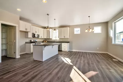 2449 Scarlet Rd #249, Eagle Mountain, UT 84005 - Photo 17
