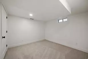 2606 E 2100 S, Salt Lake City, UT 84109 - Photo 17