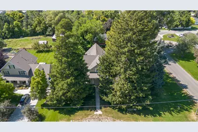 291 N Main St, Hyde Park, UT 84318 - Photo 41